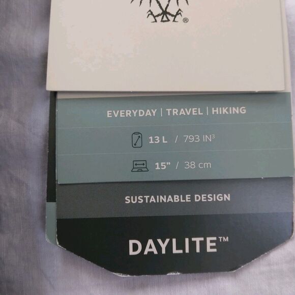 Osprey Daylite Multi-Function Hiking Commuter Backpack 13L Wave Blue NWT - Picture 8 of 11